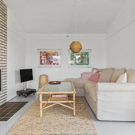 Fy184-asperup-eskelundsvej-21 度假居 *